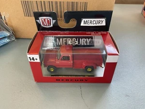 Máquinas M2 1967 Mercury M-100 personalizadas 4x4 R95 Chase escala 1:64 - Imagen 1 de 6