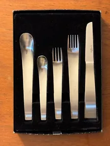 Mono Filio 5-teiliges Inox 18/10 Edelstahl Besteck Gedeck, Ralph Kramer - Bild 1 von 10