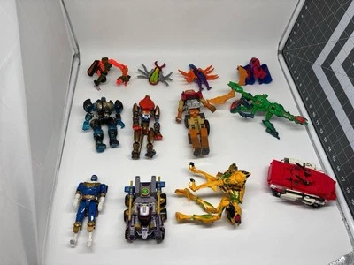 Transformers Lote Mixto de 12 Figuras Hasbro Takara Power Rangers y Más Foto 1 de 4