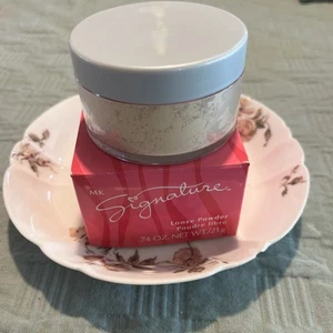 Mary Kay IVORY SIGNATURE LOOSE POWDER - .74 oz new in box 449500 - Picture 1 of 6