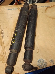 1962 NOS GM Chevrolet Spiral Shocks - Foto 1 di 5