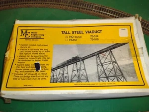 ME Micro Engineering Tall Steel Viaduct 75-514 HO scale in box - Picture 1 of 2