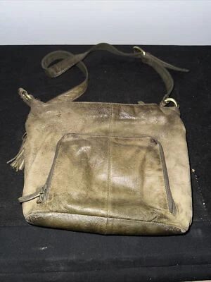Bolsa de ombro vintage Cabin Creek couro em relevo verde escuro bolsos externos OBO - Imagem 1 de 4