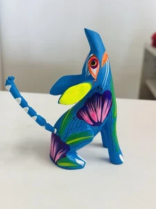 Beautiful Wolf ALEBRIJES WOOD CARVED - Picture 1 of 7