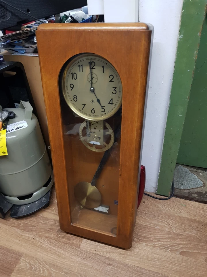 Alte Signaluhr, Mutteruhr, Pendeluhr, Präzisionuhr, Wanduhr - Bild 1 von 4