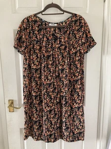 Nicole Farhi 100% Silk Dress Size 14 - Picture 1 of 3