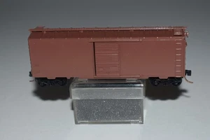 N Scale Kadee Undecorated 40' Single Door Boxcar C53284 - Picture 1 of 2