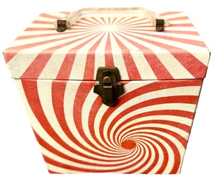 ORIGINAL VINTAGE 1960's PSYCHEDELIC RED SWIRL 45 RPM VINYL RECORD CARRYING CASE - Foto 1 di 8