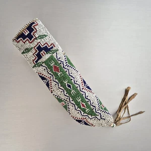 Beautiful Antique Sioux / Arapaho Beaded Knife Sheath, ca. 1880s-1890s - Picture 1 of 10