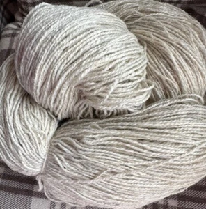 100% Schafwolle Strickgarn nicht gefärbt weiß Melange N 3 (30,00€/1kg) - Bild 1 von 2