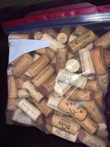 WINE CORKS assorted 1G ziplock bag full approx 1lb 10oz used - Picture 1 of 3