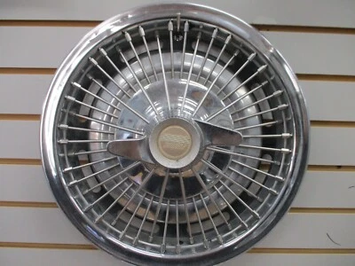 1964 1965 1966 PONTIAC GTO Tempest LeMans cubierta de rueda giratoria de alambre tapacubos OEM Foto 1 de 4