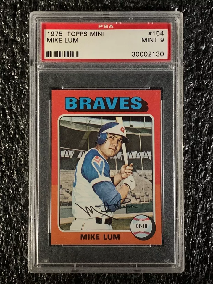 1975 Topps Mini #154 Mike Lum PSA 9 - Image 1 of 2