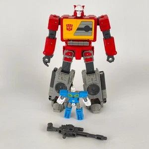 Transformers Autobot Blaster and Eject Complete 86-25 Studio Series Voyager - Picture 1 of 8