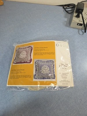 Vintage 1985 The Creative Circle #0470 Embroidery Kit NEW Rose Garden Beauty - Image 1 of 4