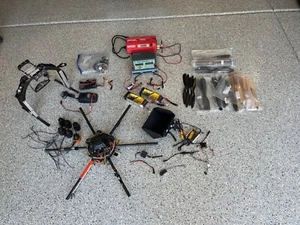 MikroKopter Hexa Frame + Controllers + Motors + Propellers + Chargers - Picture 1 of 15