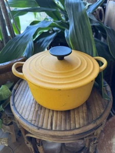 Vintage Le Creuset gelb Dutch Oven B 2 Quart Kasserolle emailliert Gusseisen Topf Fehler - Bild 1 von 14