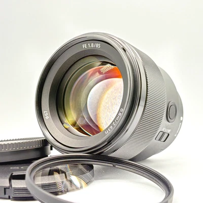 [NEAR MINT] SONY FE F1.8 85mm Camera Lens From Japan - Image 1 of 4