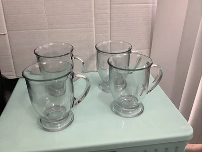 Juego de 4 tazas de café transparentes grandes Anchor Hocking con pedestal de patas Foto 1 de 4