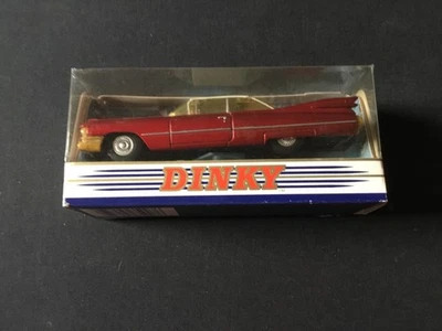 CADILLAC COUPE DE VILLE DE 1959 AU 1/43 EME DE CHEZ DINKY AVEC BOITE D ORIGINE. - Photo 1/4