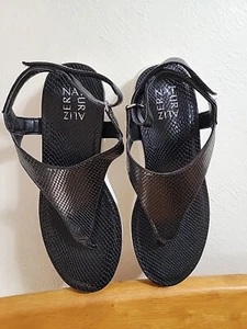 Naturalizer Meghan Sandals 8.5 Snake Print T Strap Comfort Excellent Condition - Picture 1 of 8