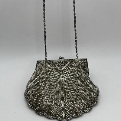 Beaded Scalloped Shell Purse Bag Chain Silver Clamshell Snap Lock Retro Vintage - Image 1 of 4
