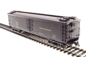 BROADWAY LIMITED HO GACX 53'6" Wood Express Reefer, URTX #1 2PC Set #1871 - Picture 1 of 2