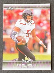 Patrick Mahomes II 2017 Leaf Draft #56 RC - Picture 1 of 10