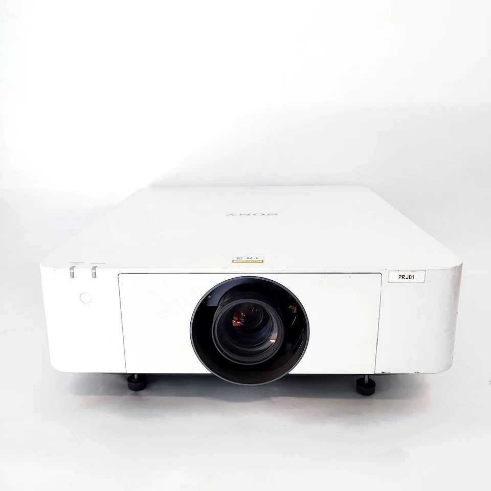 SONY VPL-FHZ70 LCD PROJECTOR 20 321 STD - Bild 1 von 4