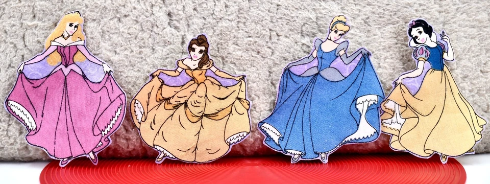 Apliques de transferencia de princesas Disney, 4 princesas, 4,4" l x 3" w Foto 1 de 1