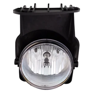Fog Light Left Driver Side Fits 2005-2007 GMC Sierra1500/HD 2500/HD 3500/HD - Picture 1 of 7