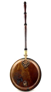 Vintage Copper Bed Warmer Beautiful Engraved Brass Fastenings With Wood Handle - Picture 1 of 20