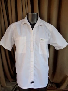 Kenneth Cole Reaction  Short Sleeve  white button down  shirt  size Medium - Picture 1 of 5