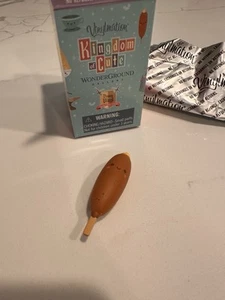 Disneyland Vinylmation Kingdom of Cute CORNDOG in Box Jerrod Maruyama 2017 - Bild 1 von 9