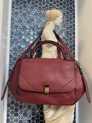 IIIBeCa By Joy Gryson 皮革挎包钩眼斜挎包托特包 — 第 1/4 张图片