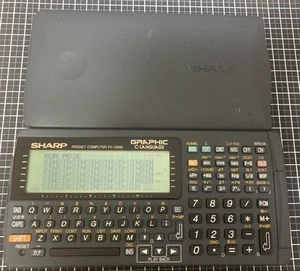 Calcolatrice tascabile SHARP PC-G850 linguaggio BASIC C programmabile vintage - Foto 1 di 4