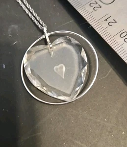 "Collar corazón flotante cristal plomo sello vintage 1977 cadena de 20"" plata" - Imagen 1 de 4