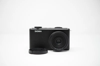 Sigma DP Series DP2 Merrill 46.0MP Digital Camera - Black - Image 1 of 4