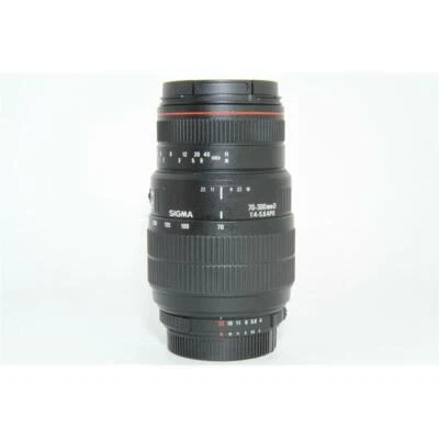 Sigma 70-300mm F4-5.6 APO DG Nikon Objektiv nicht motorisiert - Bild 1 von 3