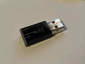 Poly D200 Savi Usb-A Adapter Dongle Dect 1.8GHz für Savi 8200 Serie Kopfhörer - Bild 1 von 2