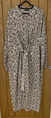 Marks and Spencer Animal Print Viscose Long Dress Size UK 20 - Image 1 of 4