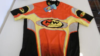 Футболка с защитой от ультрафиолета Northwave размер XL сделано в Италии новая из старых запасов - Изображение 1 из 4