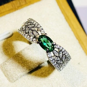 925 Silver Filled Ring Elegant Cubic Zirconia Wedding Engagement Gift Size 6-10 - Picture 1 of 6