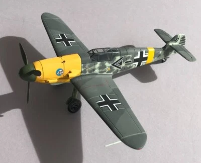 Original Armour ME109 Hauptman Wernor “Vati” Molders, 1940 - Image 1 of 4