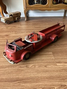 Vintage Doepke Rossmoyne Model Toys Ladder Fire Truck Pressed Steel 1950s - Picture 1 of 22