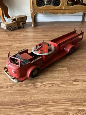 De colección Doepke Rossmoyne Modelo Juguetes Escalera Camión de Bomberos Acero Prensado Años 50 Foto 1 de 4