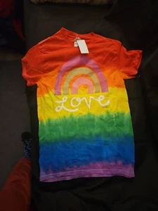 Nwt LGBTQ Rainbow Tye Dye Rainbow " Love" Tshirt Size Small - Picture 1 of 6