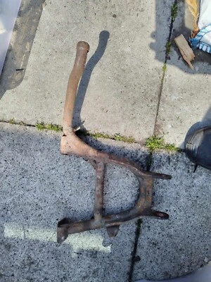 Soporte central principal Honda GL500 GL 500 Silverwing  Foto 1 de 2