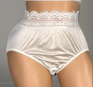 Vintage Olga Secret Hug Panties Size 6 Medium Cream Wide Lace Nylon Sheer 23913 - Picture 1 of 8