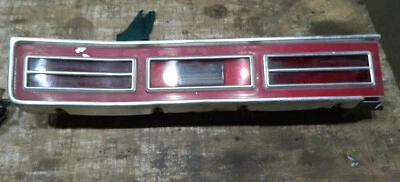 Luz trasera derecha Chevrolet Impala 1974 1975 1976 montaje OEM 74 75 76 diestro Foto 1 de 4
